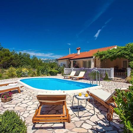 Villa Ana - 3 Bedroom Villa With Private Pool And Unspoiled Natural Environment Kučiće Exterior foto